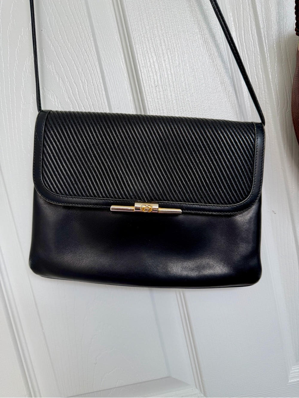 Vintage Gucci Black Leather Shoulder Bag with Gold Accent
